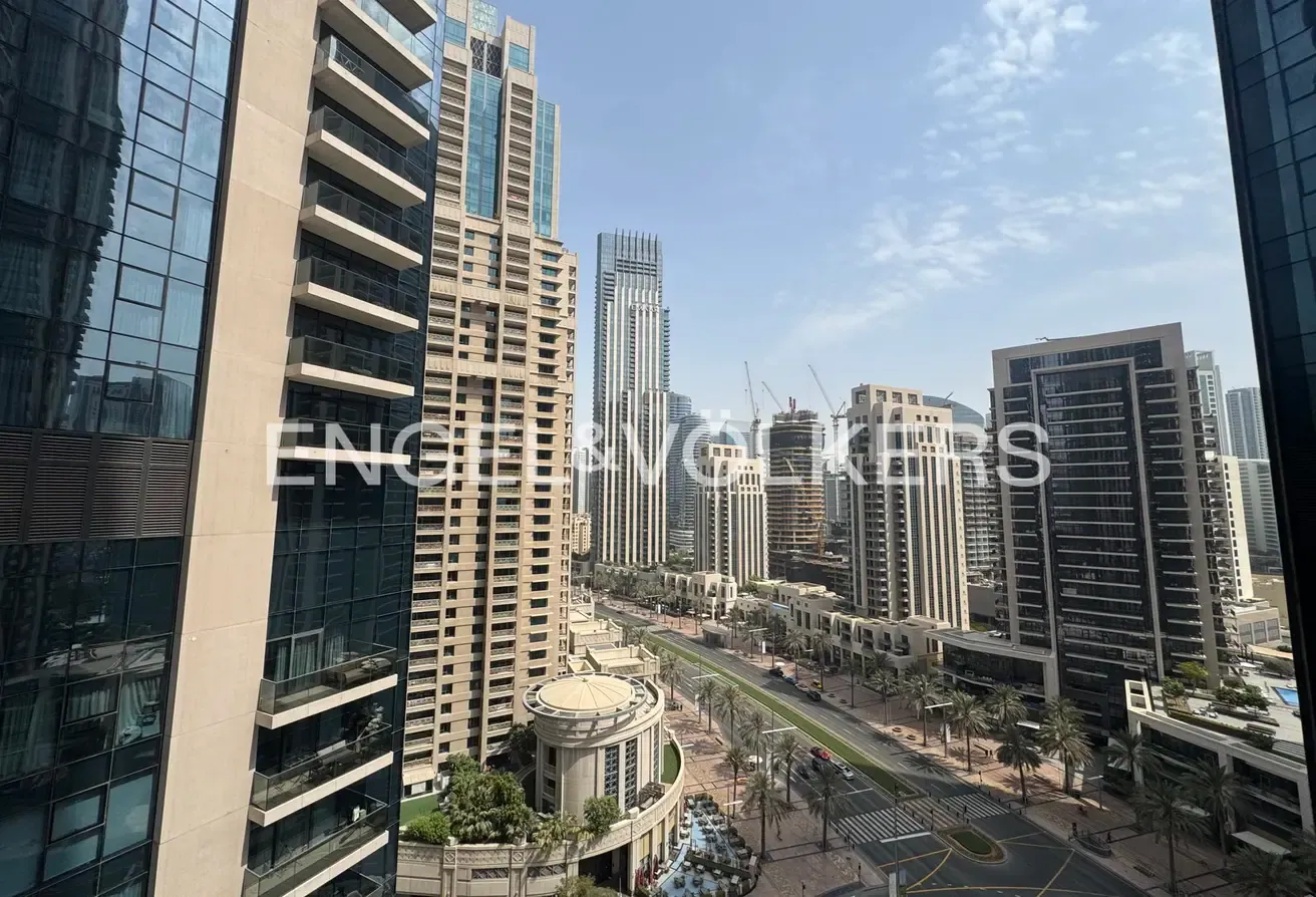 Luxury | Prime Location | Downtown View