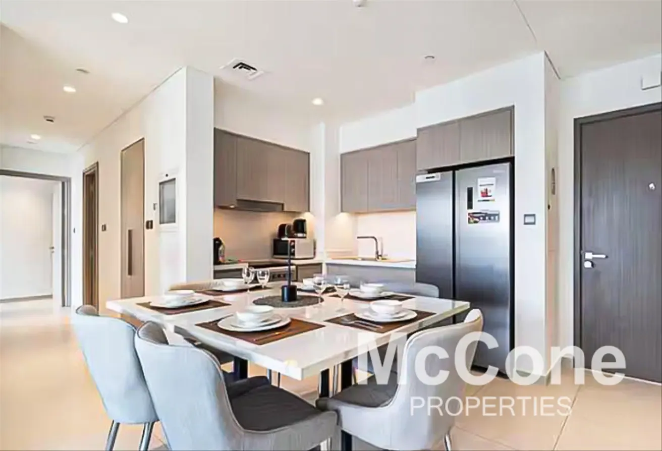Vacant August 21st  |  Furnished | High Floor