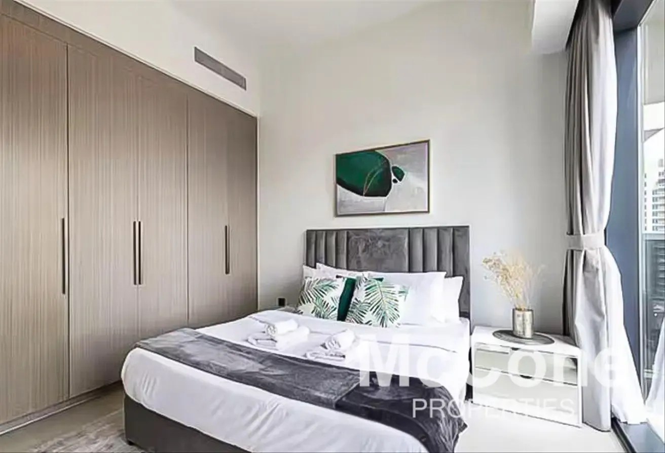 Vacant August 21st  |  Furnished | High Floor