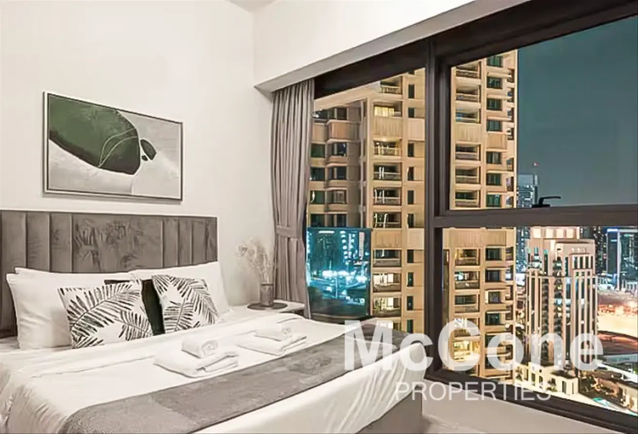 Vacant August 21st  |  Furnished | High Floor