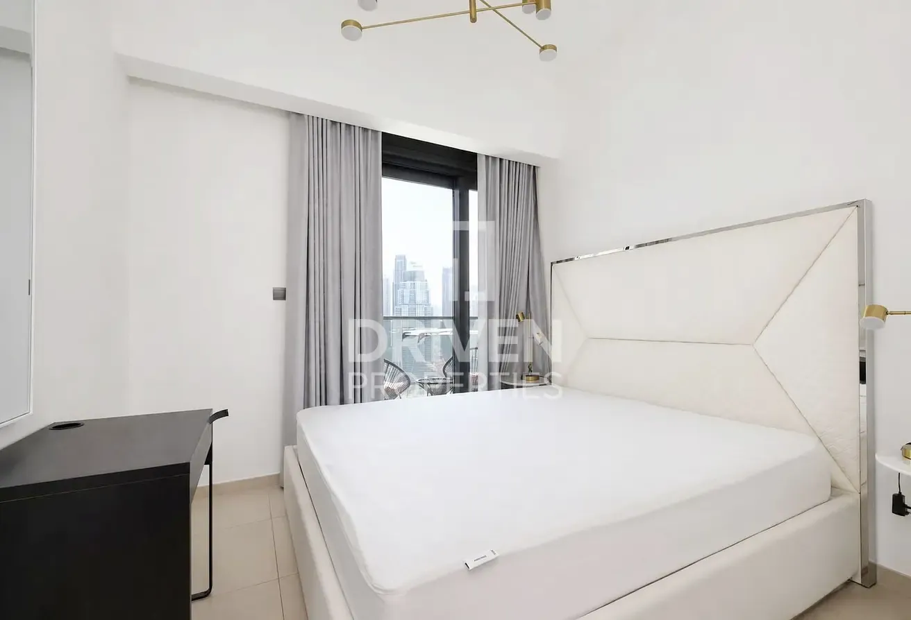 Prime Area | Downtown Living | Ready to Move in