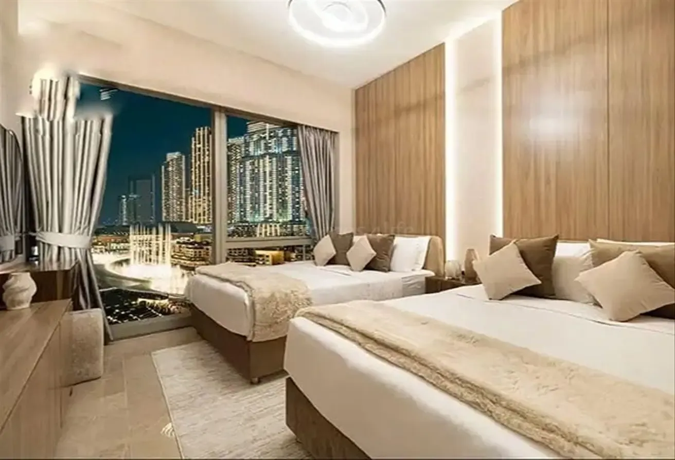 Front-Row View of Burj Khalifa and Dubai Fountain