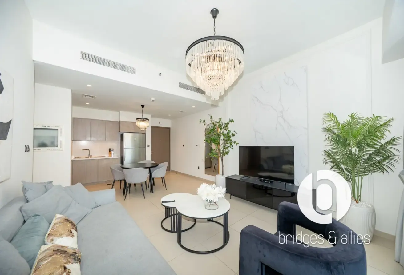 2 BED | BLVD VIEW | SPACIOUS LAYOUT | FURNISHED