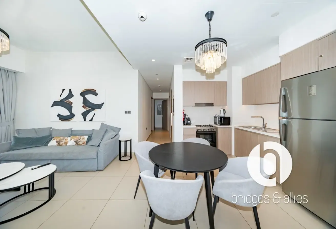 2 BED | BLVD VIEW | SPACIOUS LAYOUT | FURNISHED