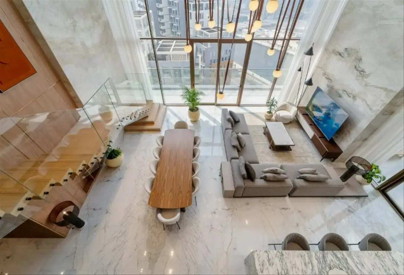 Penthouse| Bills Inclusive | Garden | Jacuzzi