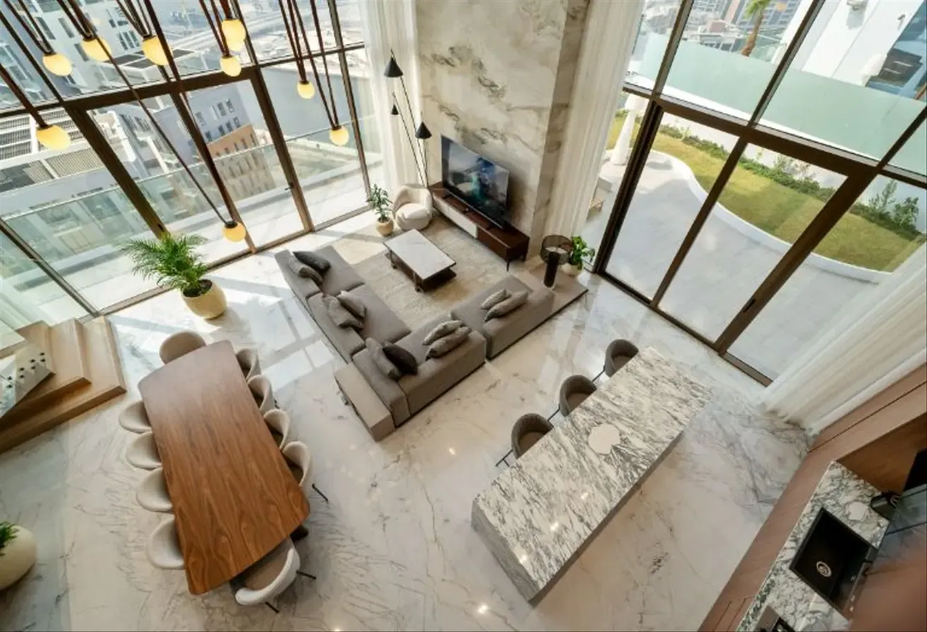Penthouse| Bills Inclusive | Garden | Jacuzzi