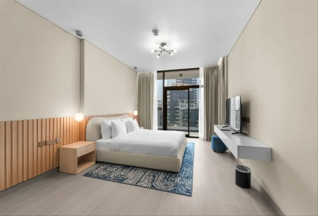 Penthouse| Bills Inclusive | Garden | Jacuzzi