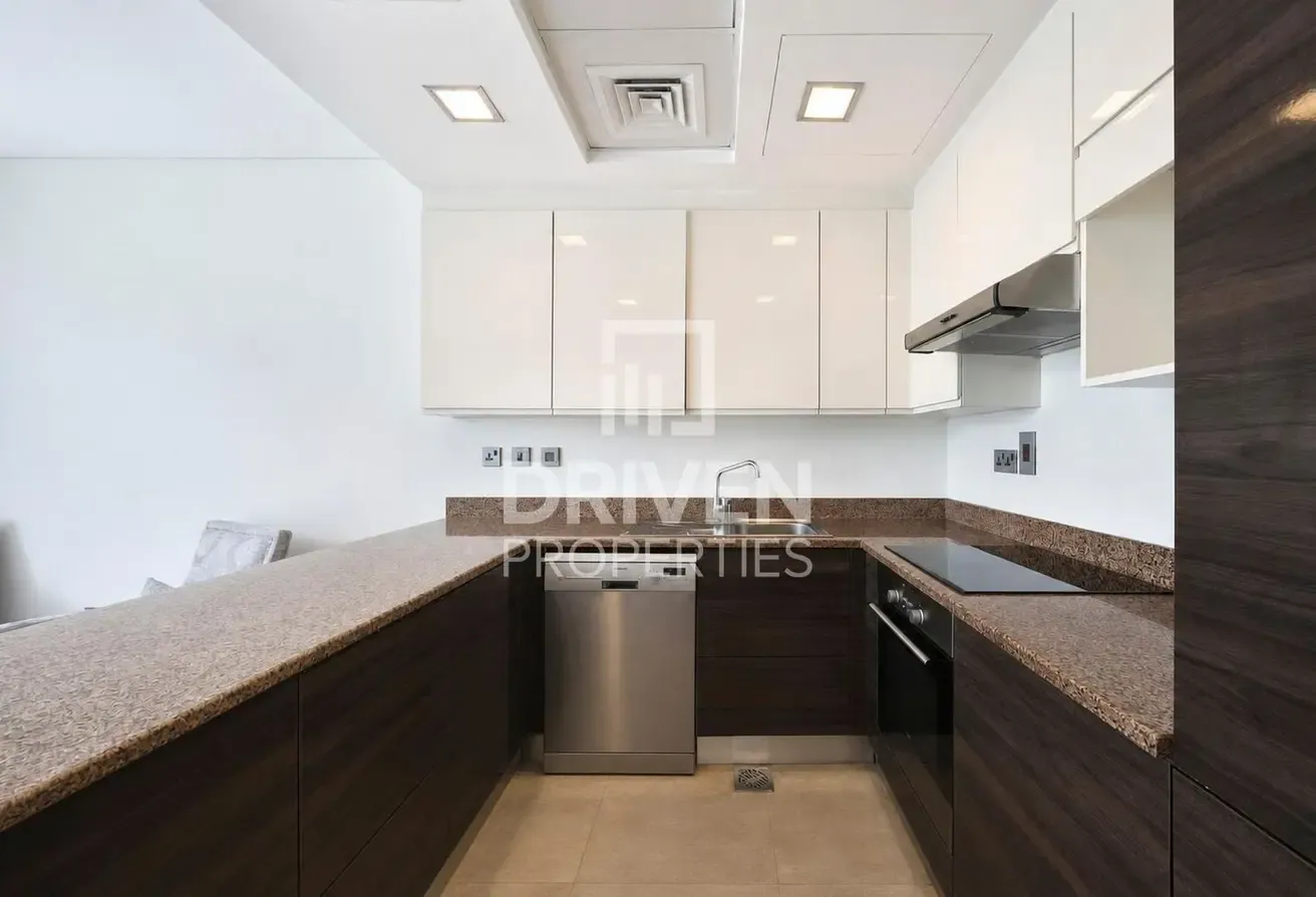 Prime Unit | Creek View | Exceptional Location