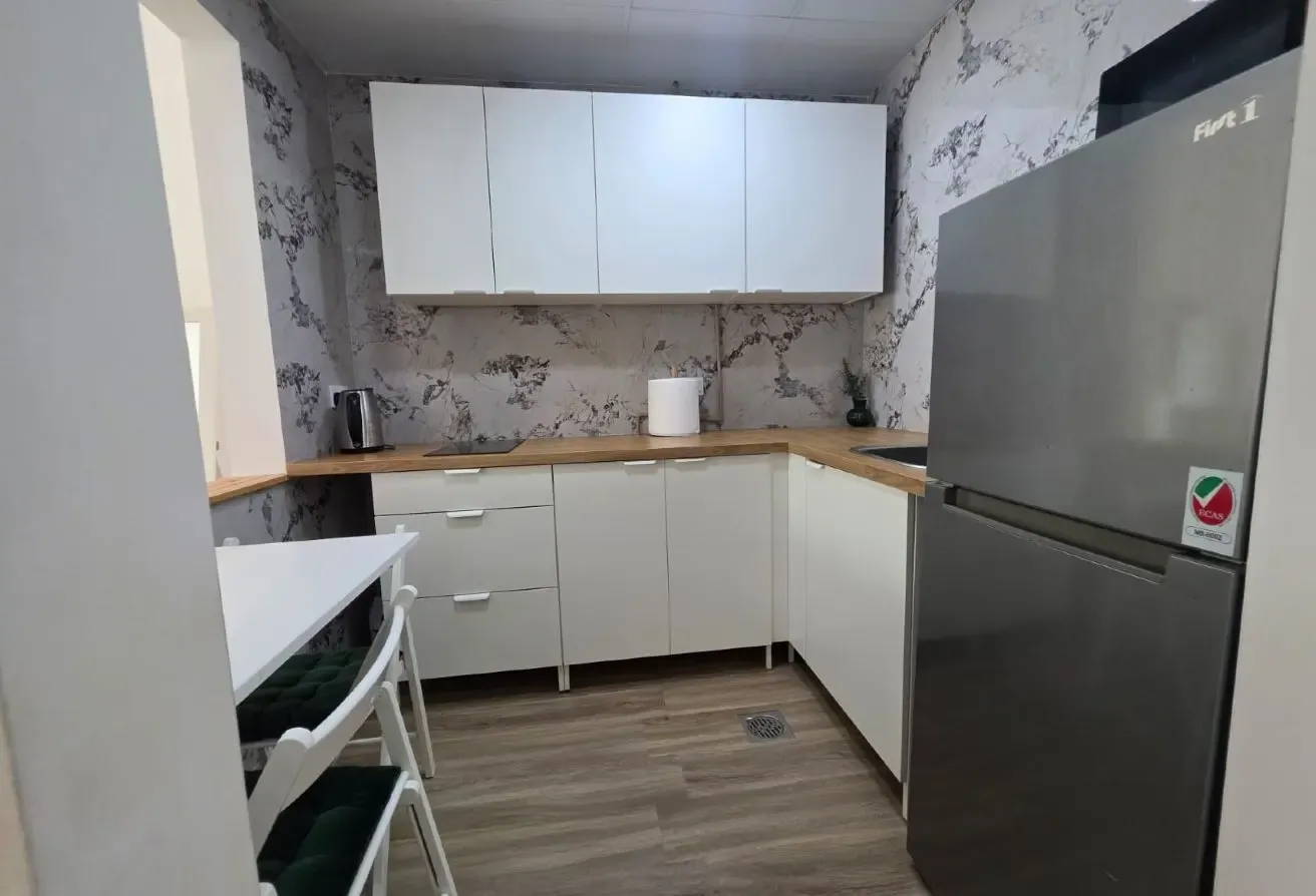 Furnished | Ready to Move | Metro
