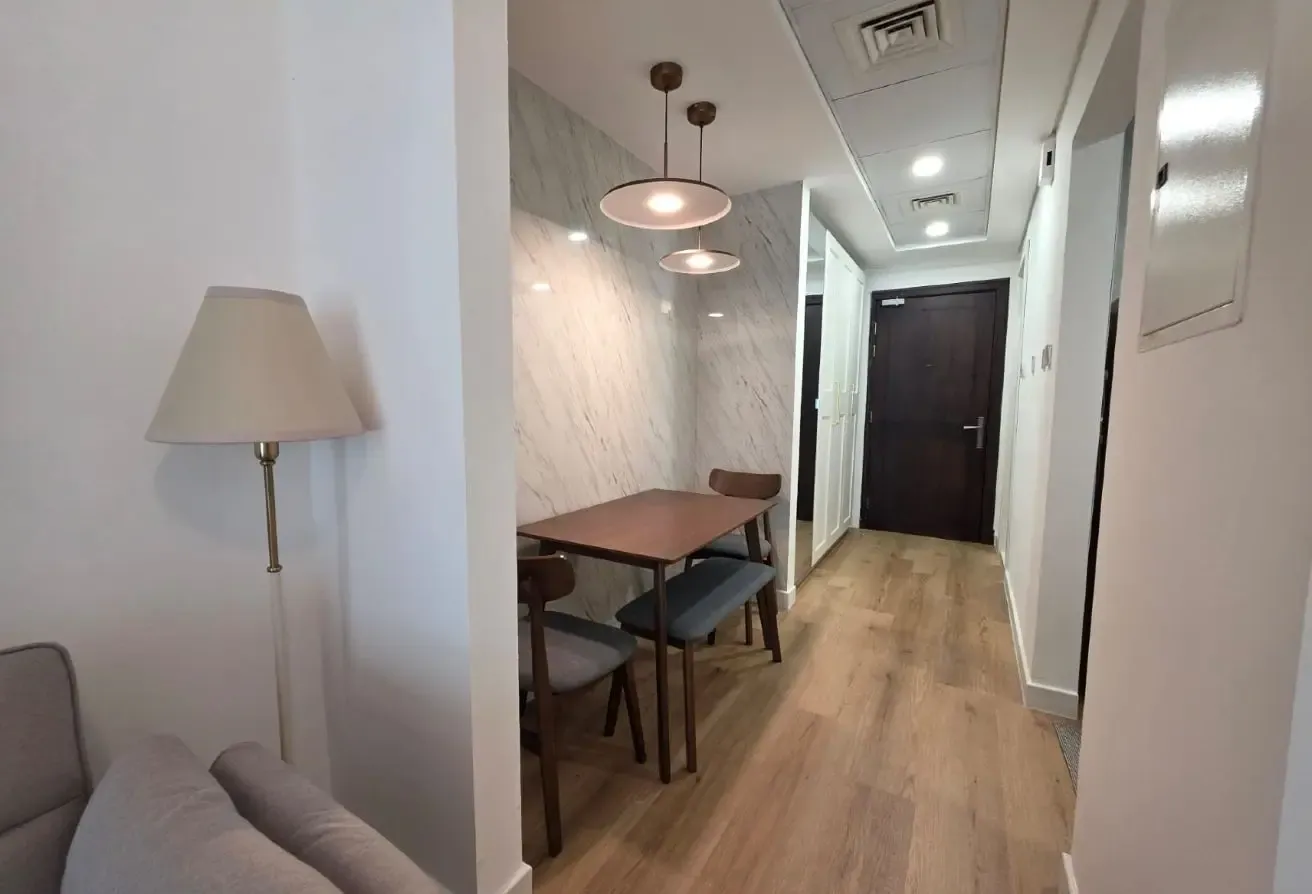 Furnished | Ready to Move | Metro