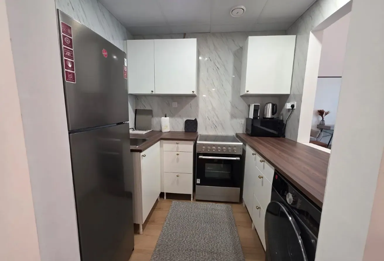 Furnished | Ready to Move | Metro