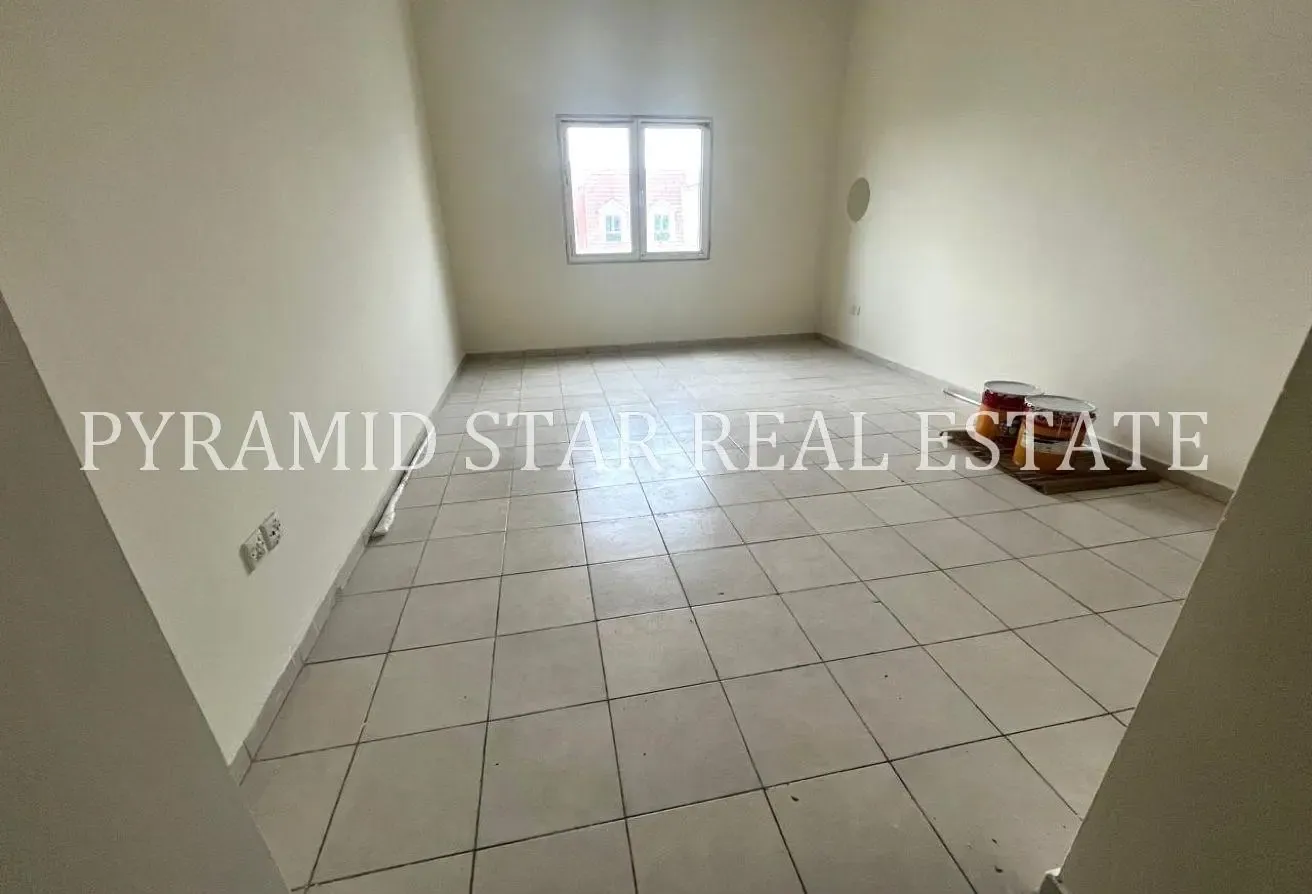 Best Deal | Studio Opposite Metro Station | 42K