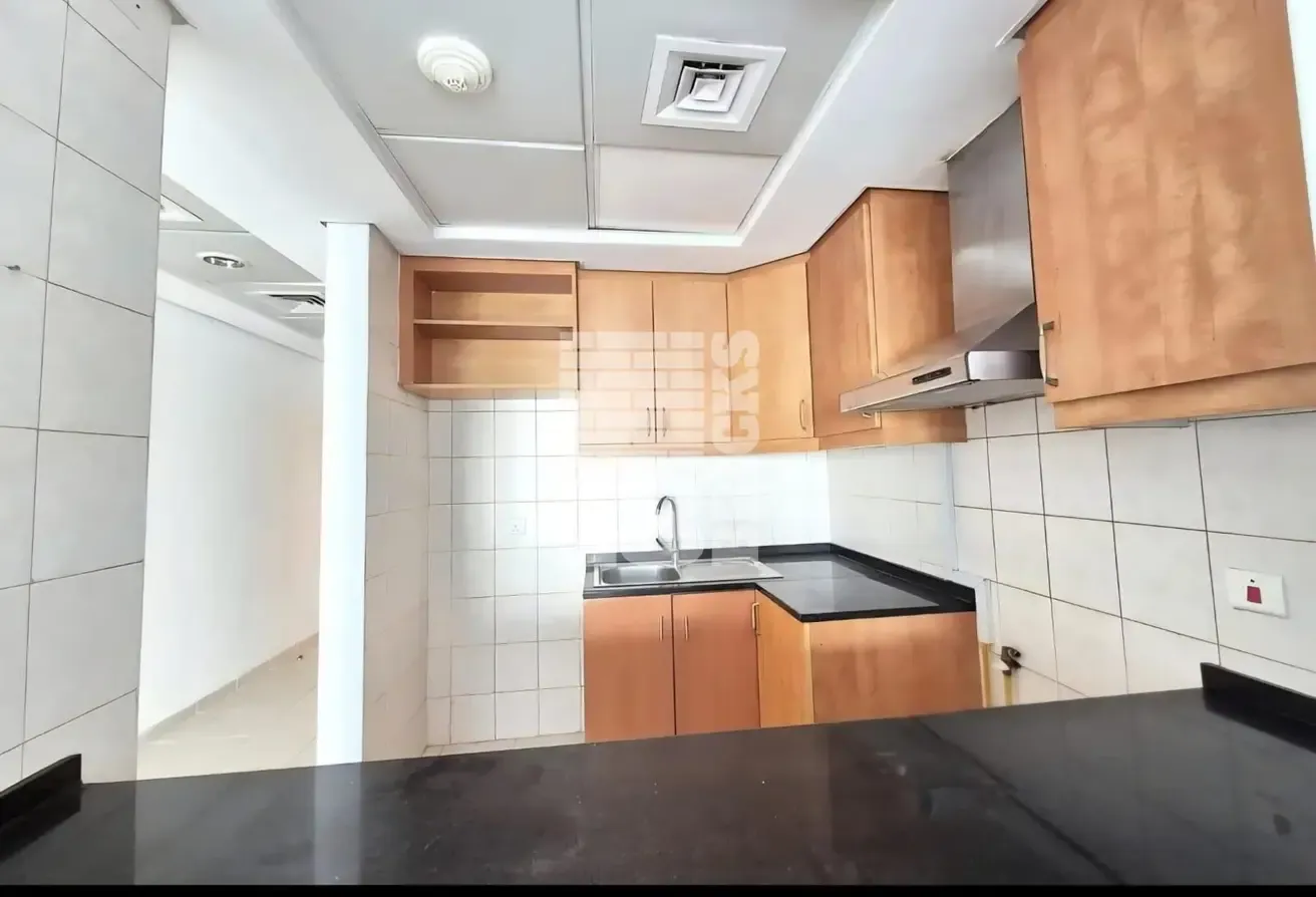 Near Metro | Prime Location | Vacant September