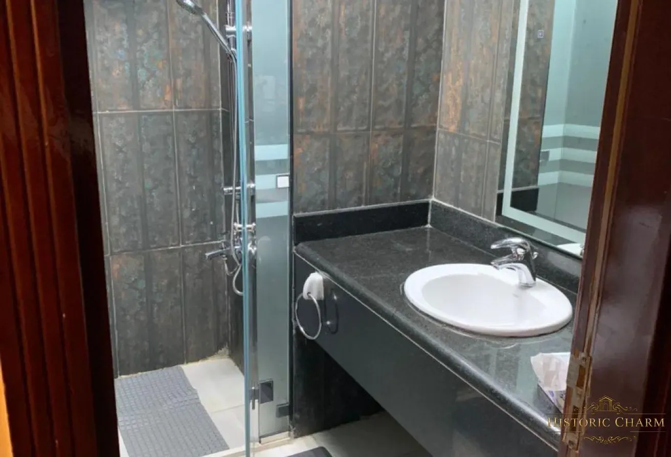 Furnished 1 BR Apartment in Discovery Gardens