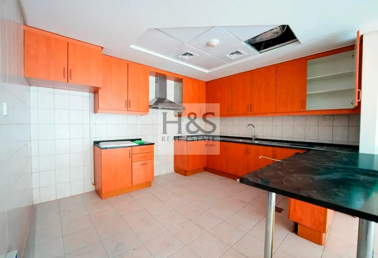 Spacious 2 BR +Maid |Stylish interiors|Bright-Airy