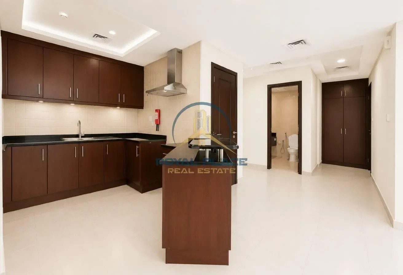 1BHK | vacant | spacious | close to metro