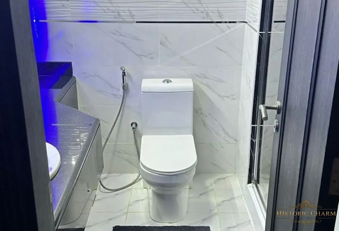 Well Maintained Studio | Near Metro Station