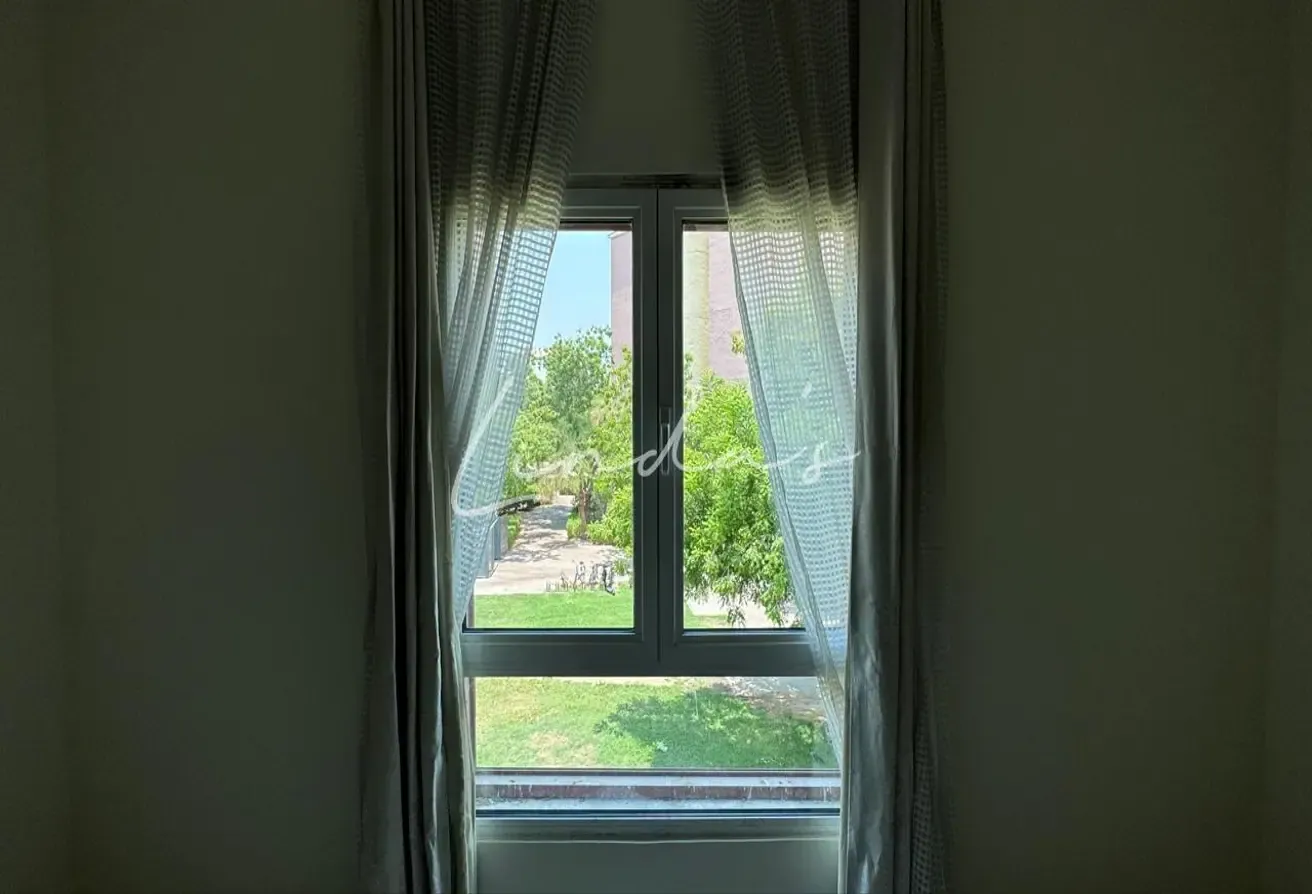 1BHK With Balcony | close to Gardens metro station