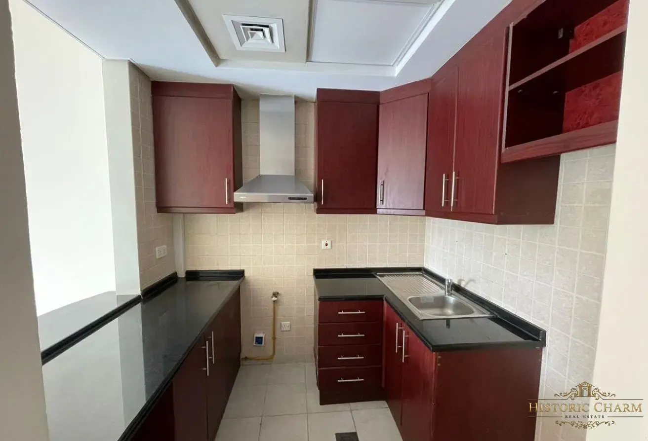 Studio Apartment | Balcony | Near Metro Station