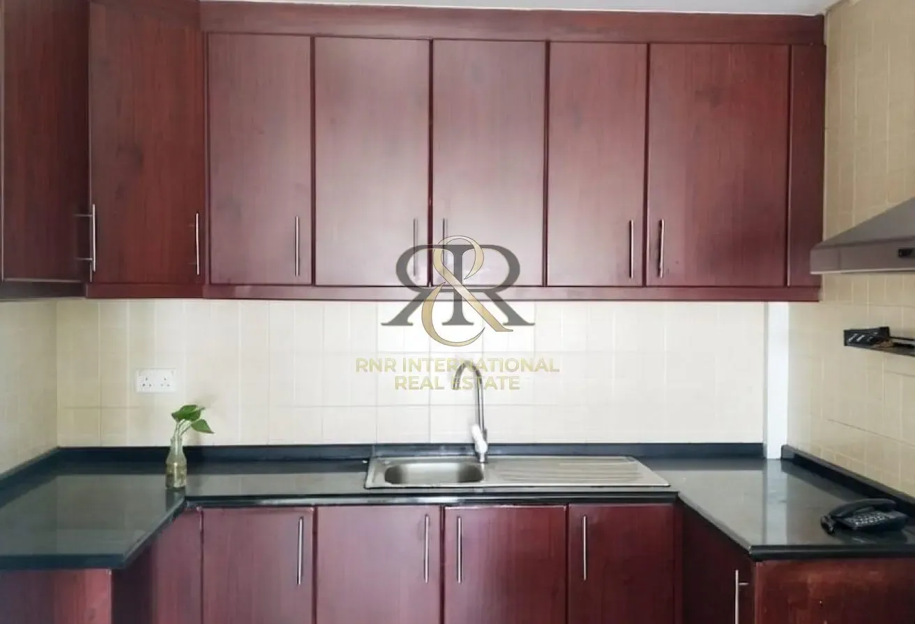 Large 1BR + Store Room | Near Metro