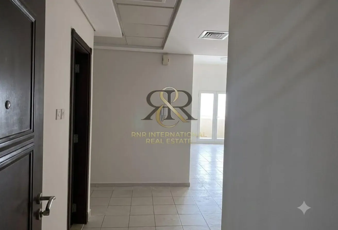 Large 1BR + Store Room | Near Metro