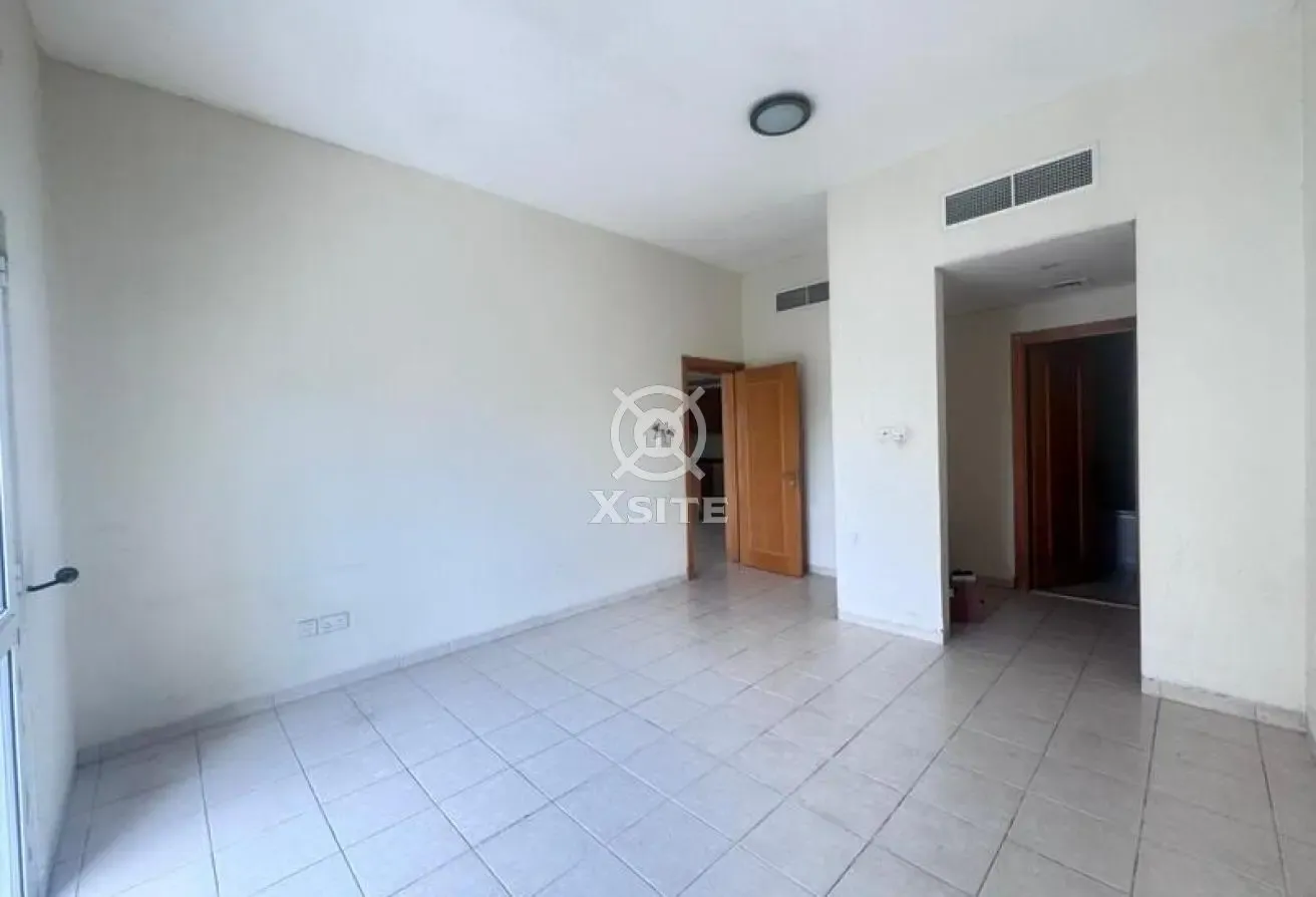Near Metro | Unfurnished | Cozy 1 BR  + Store