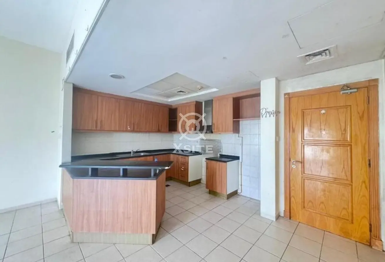 Near Metro | Unfurnished | Cozy 1 BR  + Store
