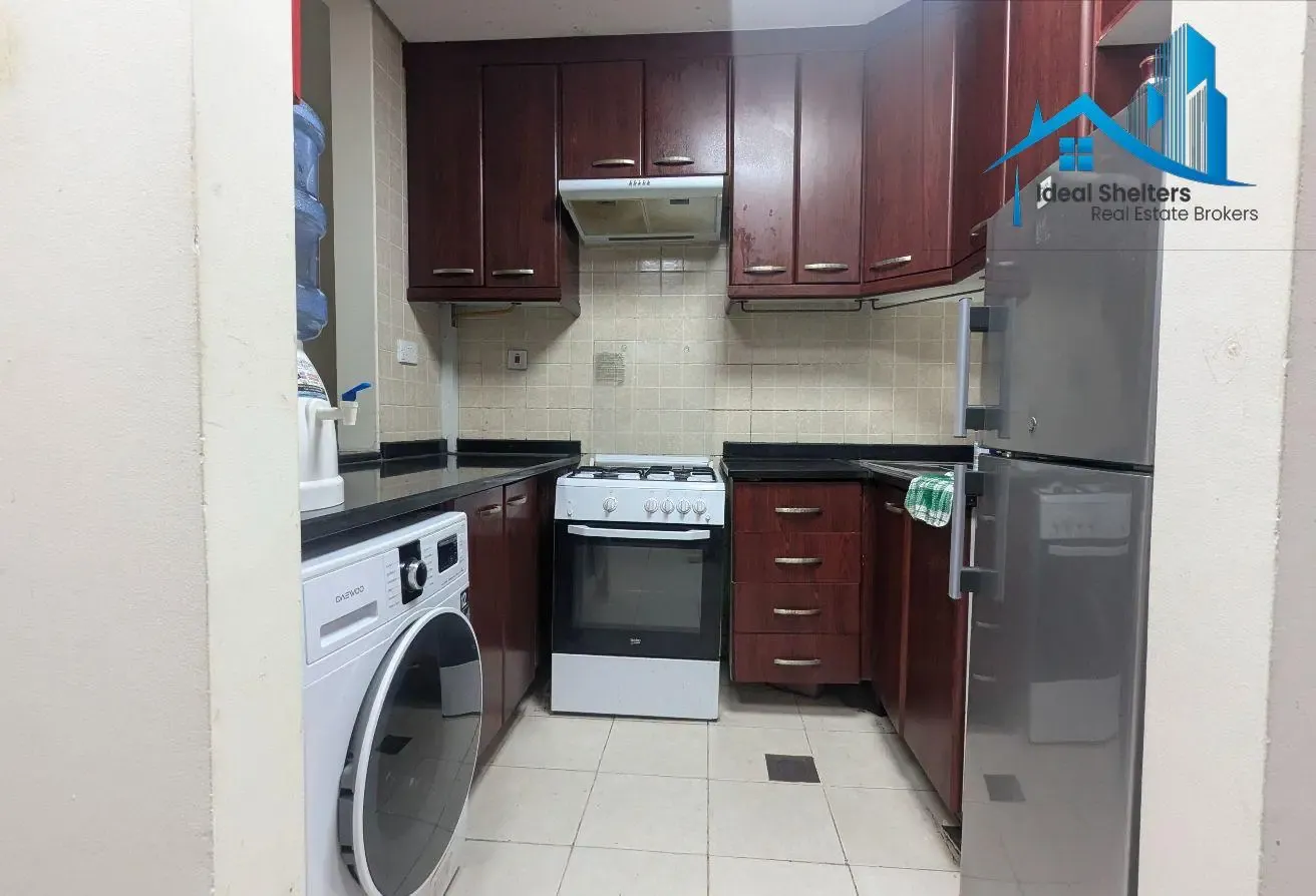 Spacious Studio - Furnished Unit - Near Metro