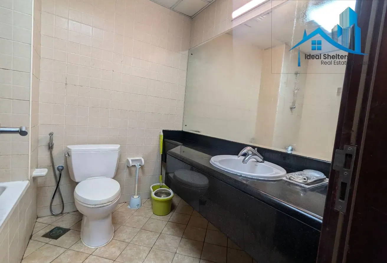 Spacious Studio - Furnished Unit - Near Metro