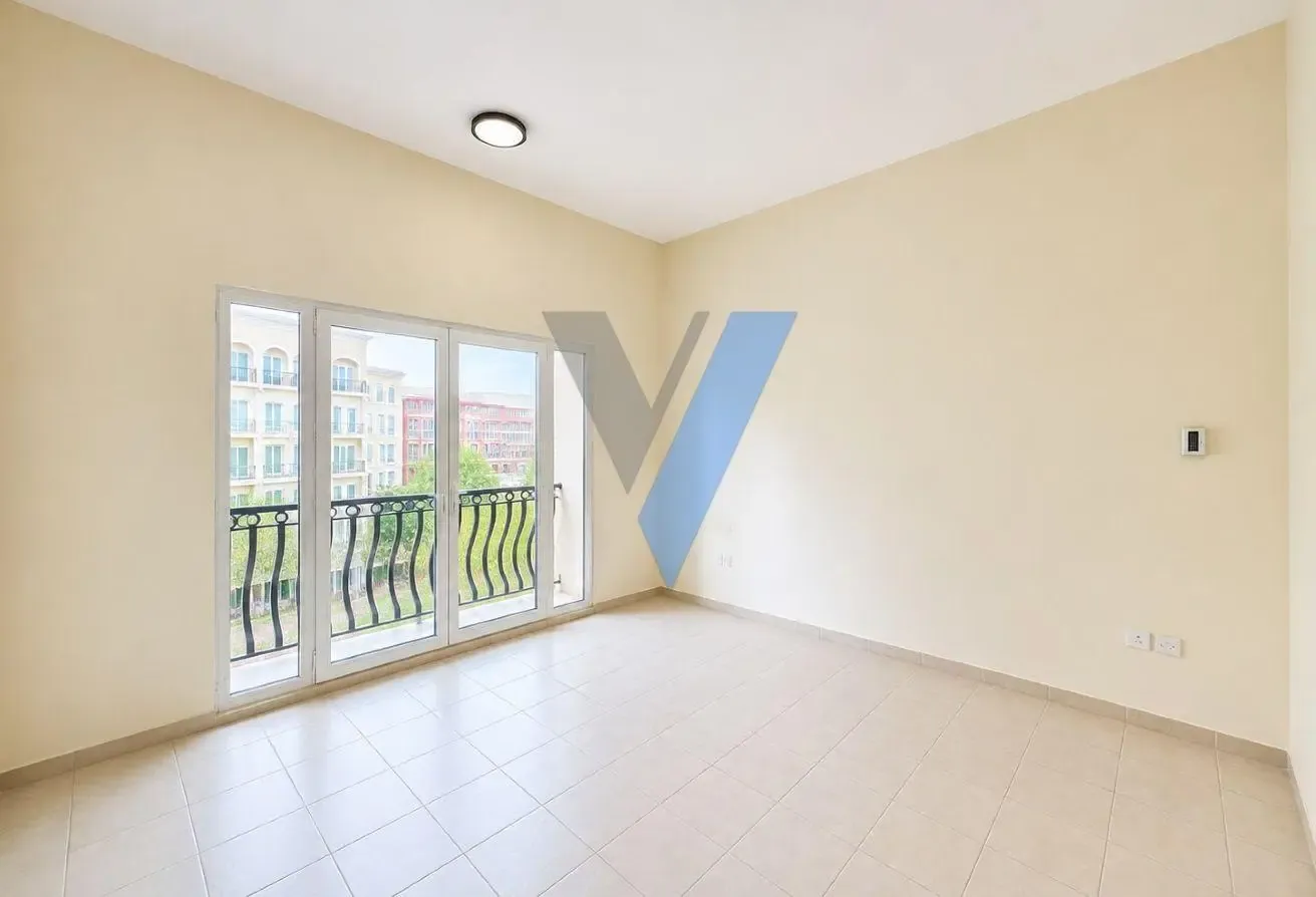 Ready to Move | Near Amenities | Walkable to Metro