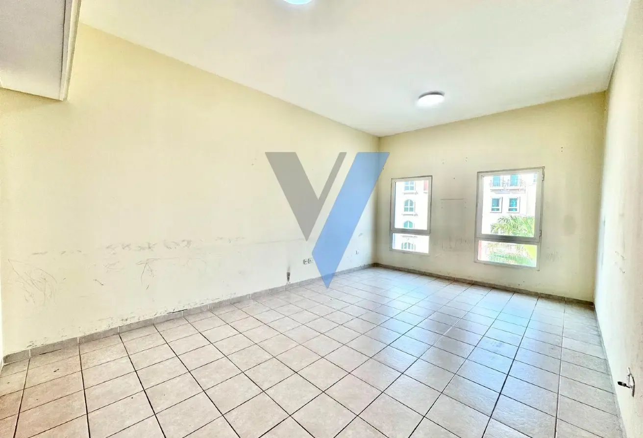 Ready to Move | Near Amenities | Walkable to Metro