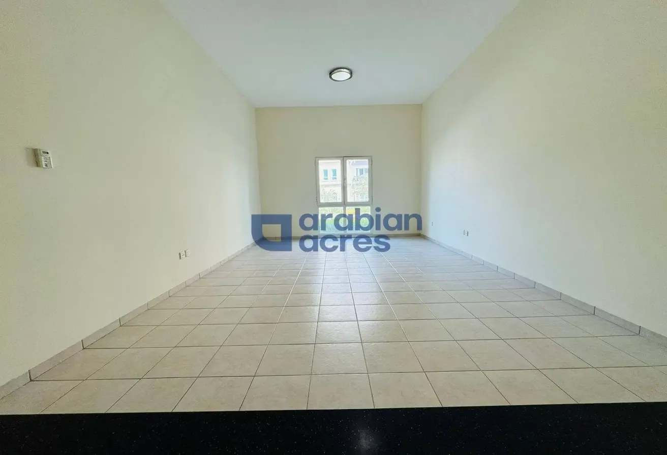 Vacant | Close to Metro | Ready Move In