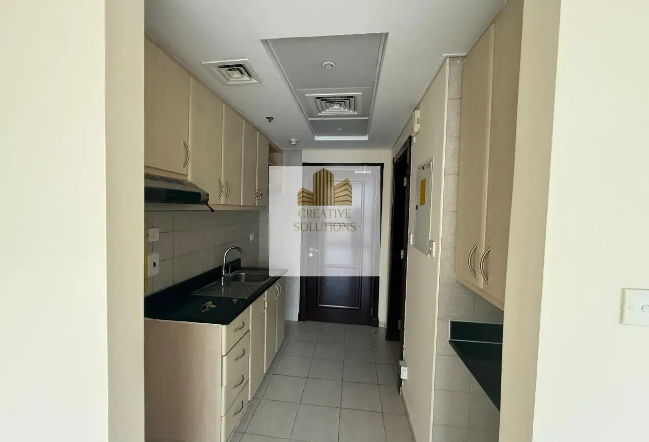 XXL STUDIO CHILLER FREE WITH BALCONY NEAR TO METRO