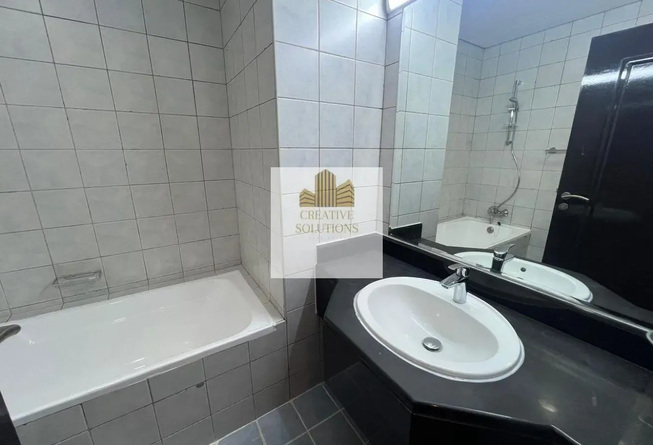 XXL STUDIO CHILLER FREE WITH BALCONY NEAR TO METRO