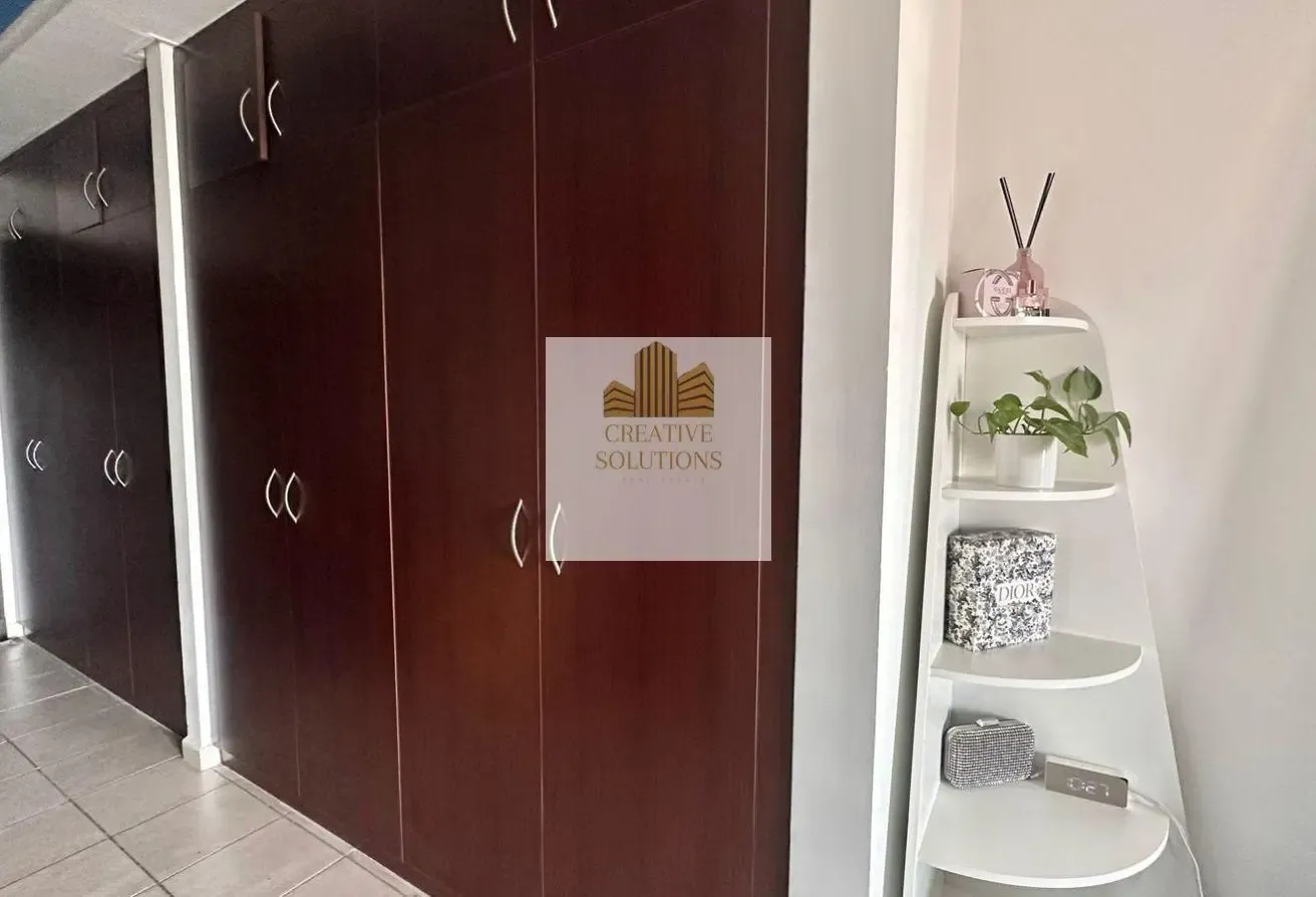 STUDIO FULLY FURNISHED READY TO MOVE