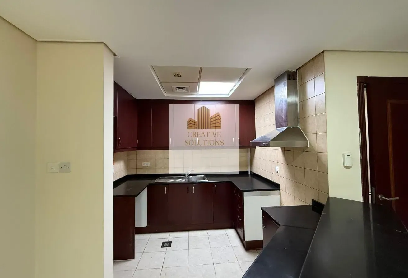 CHILLER FREE ONE BEDROOM NEAR TO METRO HUGE LAYOUT