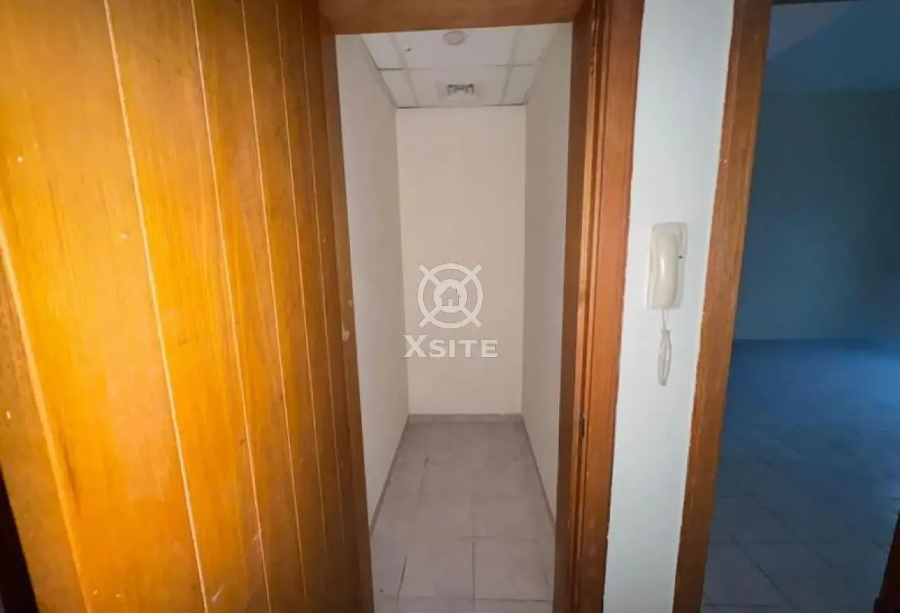 Unfurnished 1 BR | Homely Unit | Community View