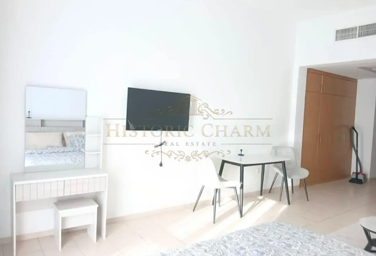 Brand New Furniture | 12 Cheques | Near Metro