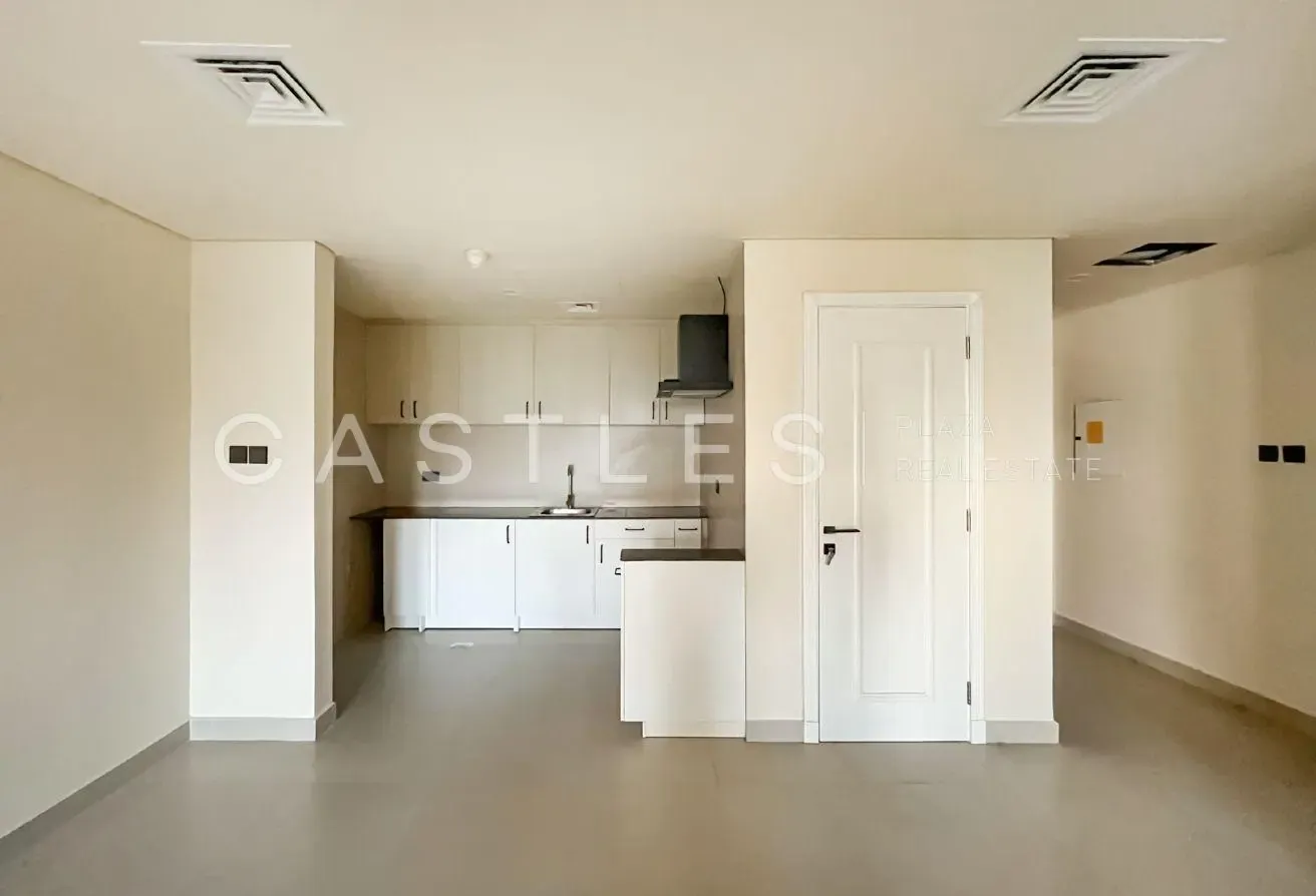 1 Bedroom | Vacant | Near Market | Fully Upgraded