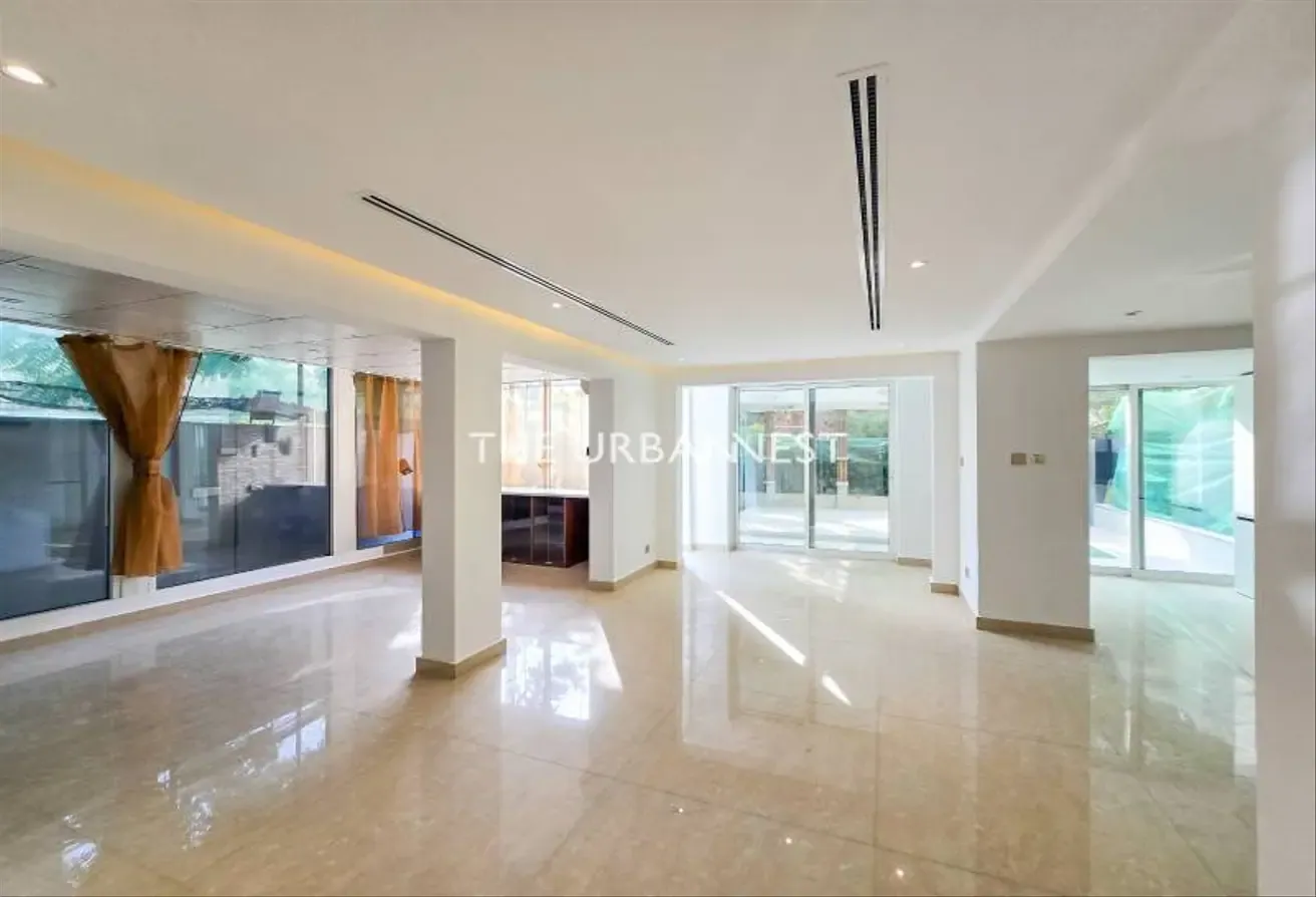 Fully Renovated | Modern Finishing | Vacant