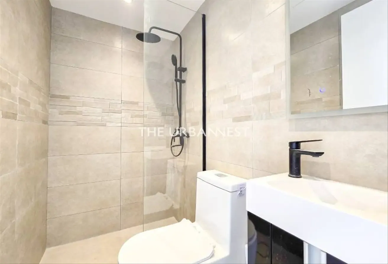 Fully Renovated | Modern Finishing | Vacant