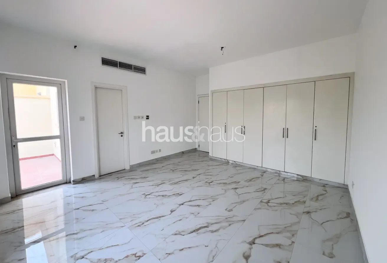 Type 3M | Backs Pool & Park | Vacant