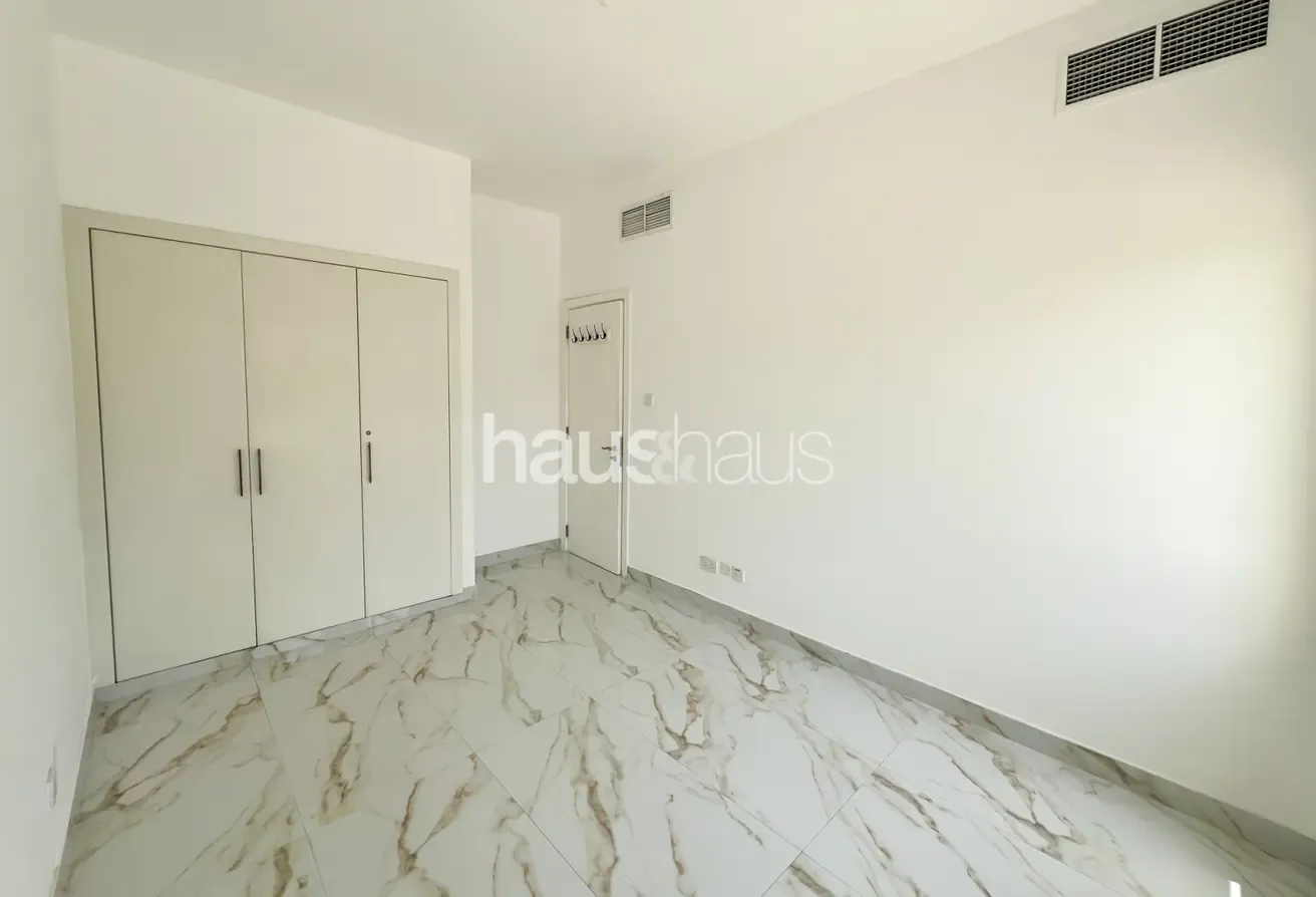 Type 3M | Backs Pool & Park | Vacant