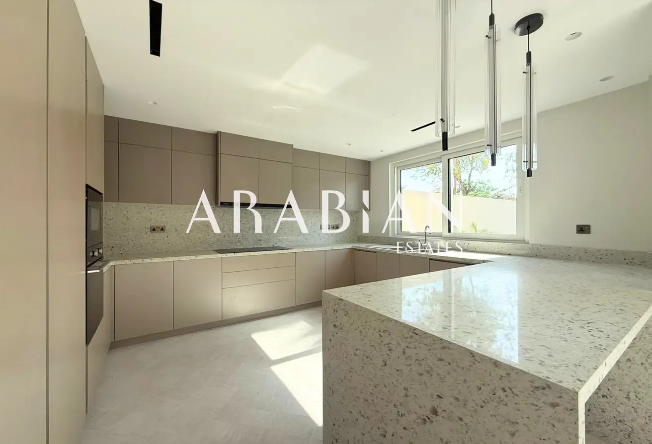 Newly Renovated | Extended | Close to Pool and Park