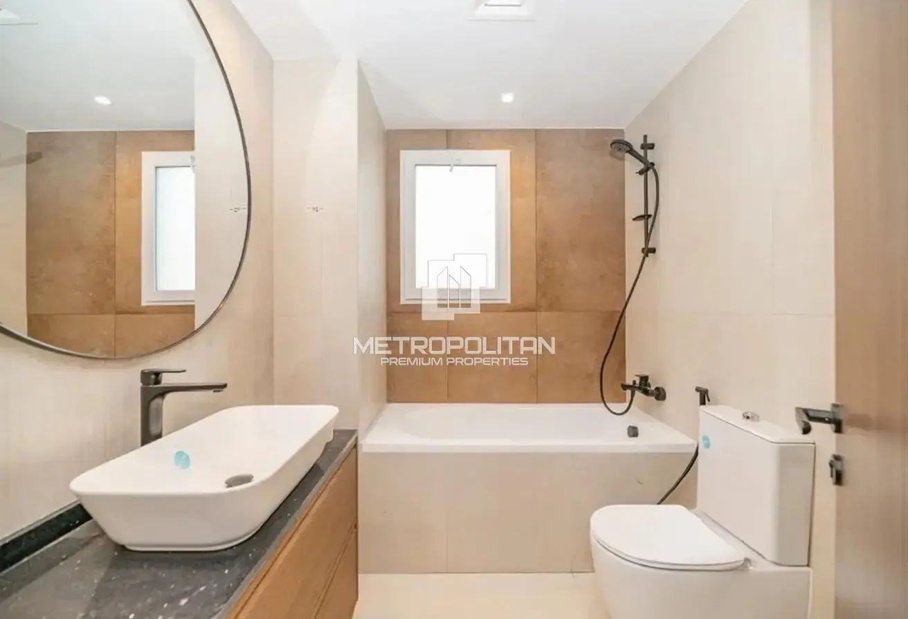 Fully Upgraded | 3BR + Study | Huge Corner Plot