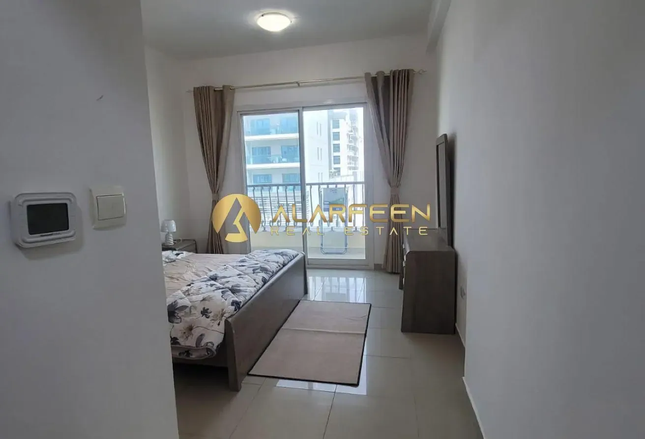 Furnished 1BR Apartment | Axis 2 | Balcony & City