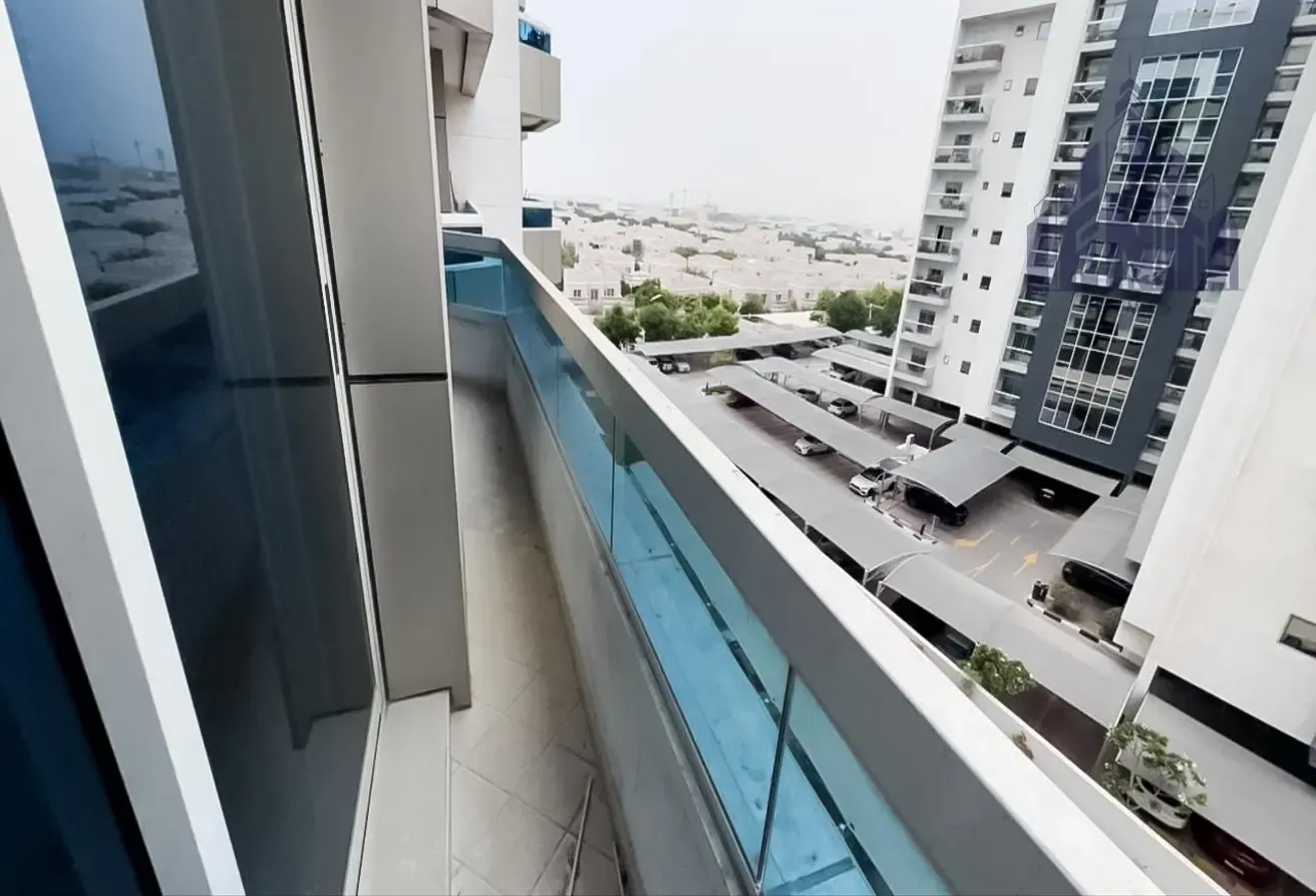 Spacious & Bright 1-Bedroom Apartment | Axis 4