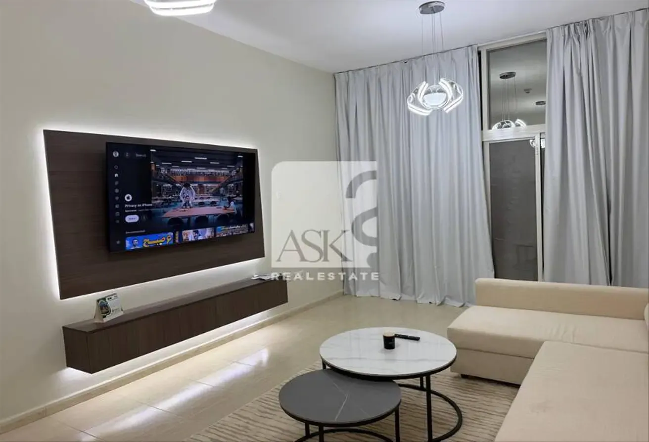 Fully Renovated | Brand-New Premium Furniture | Siemens Kitchen