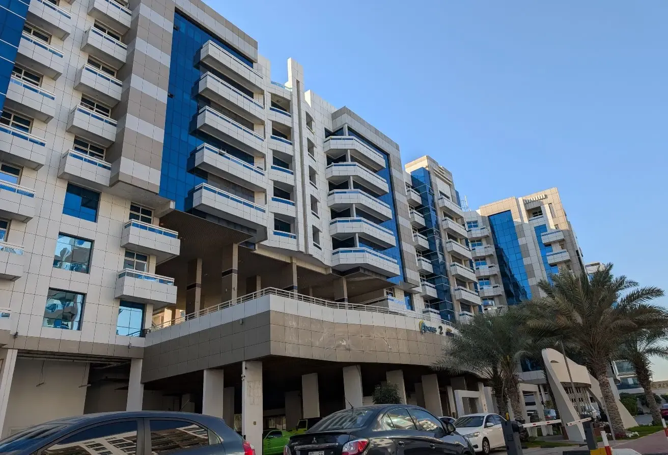 Well Maintained l Axis 2 l With Balcony l 1 BR Apt