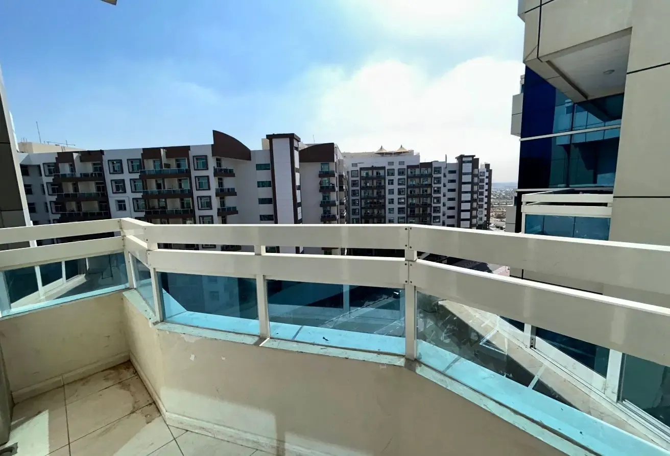 Well Maintained l Axis 2 l With Balcony l 1 BR Apt